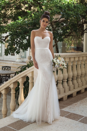 Sincerity Bridal 2019 Brautkleid 44071 FF Sissi Brautmoden Magdeburg