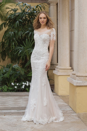 Sincerity Bridal 2019 Brautkleid 44102 FF Sissi Brautmoden Magdeburg