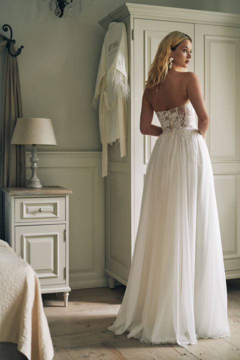 Annais Ola La 2024 Brautkleid Blanca back Sissi Brautmoden Magdeburg