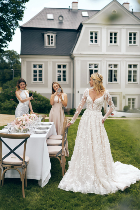 Annais Ola La 2024 Brautkleid Mia Sissi Brautmoden Magdeburg