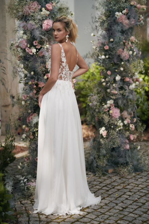 Annais Ola La 2024 Brautkleid Sergia back Sissi Brautmoden Magdeburg