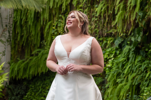 Bridalstar Curvy 2024 großen Größen Brautkleid Jiska Front Close Wide (2) Sissi Brautmoden Magdeburg