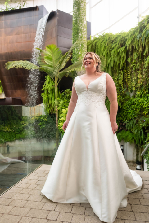 Bridalstar Curvy 2024 großen Größen Brautkleid Jiska Front Sissi Brautmoden Magdeburg