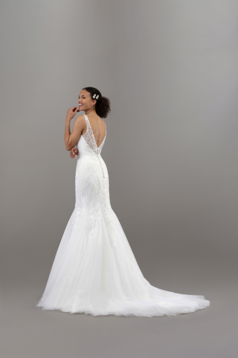 Eglantine 2024 Brautkleid C24 J3 FIESTA 41968 Sissi Brautmoden Magdeburg