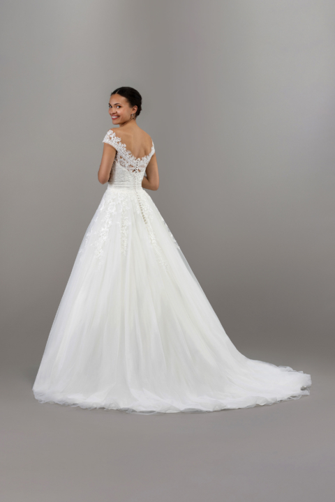 Eglantine 2024 Brautkleid C24 J3 FIONA 42084 Sissi Brautmoden Magdeburg