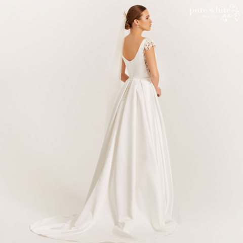 Lilly 2024 Brautkleid 08 4481 CR 2 Sissi Brautmoden in Magdeburg