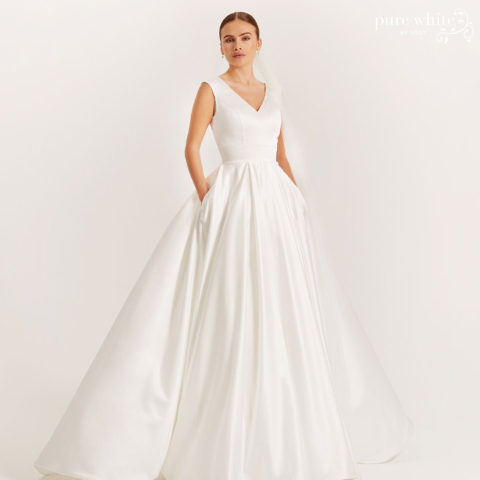 Lilly 2024 Brautkleid 08 4482 CR 1 Sissi Brautmoden in Magdeburg