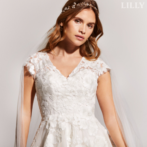 Lilly 2024 Brautkleid 08 4494 NU 3 Sissi Brautmoden in Magdeburg