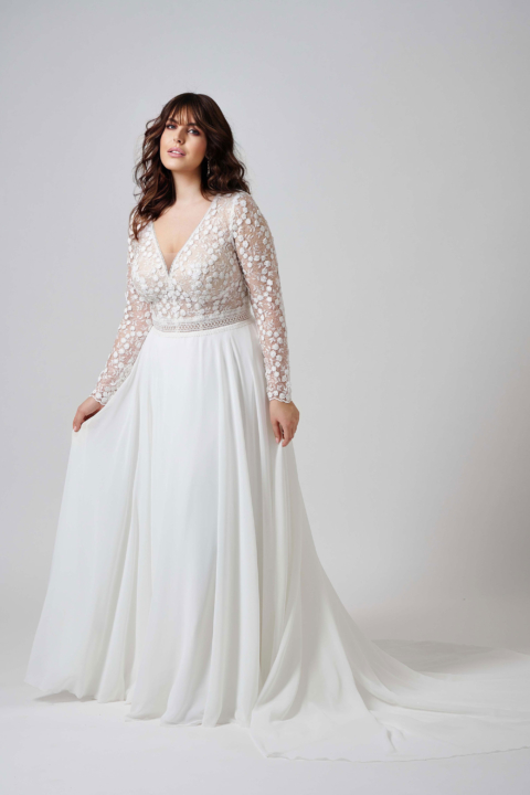 Lovely Plus Size 2024 großen Größen Brautkleid LO 402T 01 Sissi Brautmoden Magdeburg