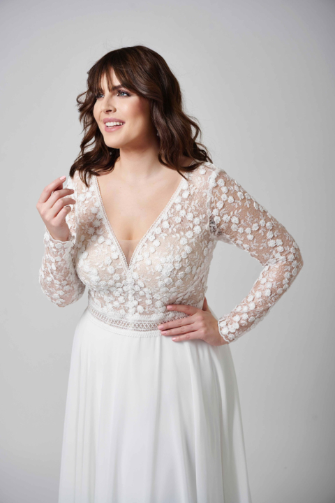 Lovely Plus Size 2024 großen Größen Brautkleid LO 402T 04 Sissi Brautmoden Magdeburg