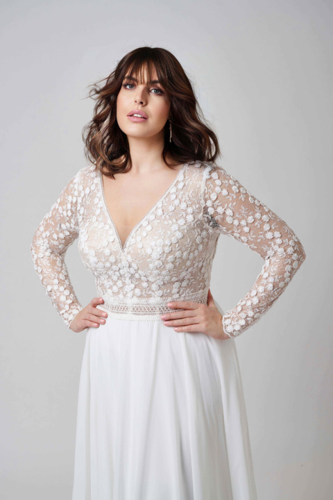 Lovely Plus Size 2024 großen Größen Brautkleid LO 402T 05 Sissi Brautmoden Magdeburg