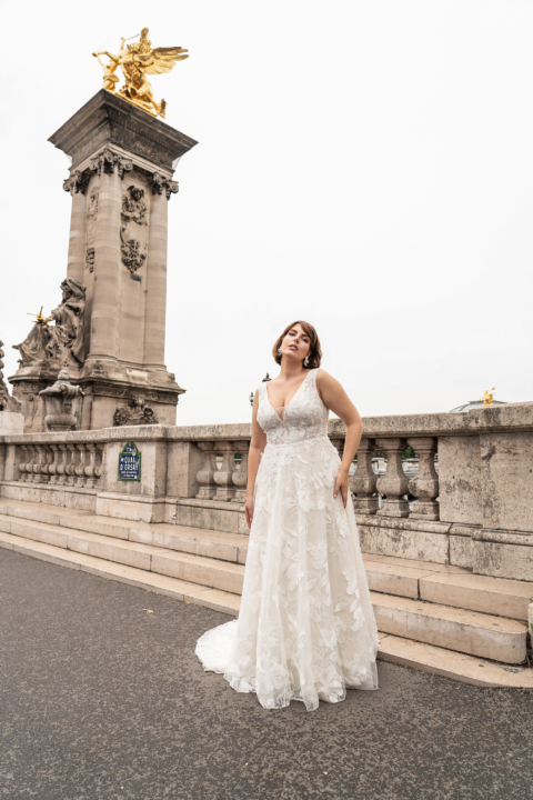 Lovely Plus Size 2024 großen Größen Brautkleid LO 408T 05 Sissi Brautmoden Magdeburg