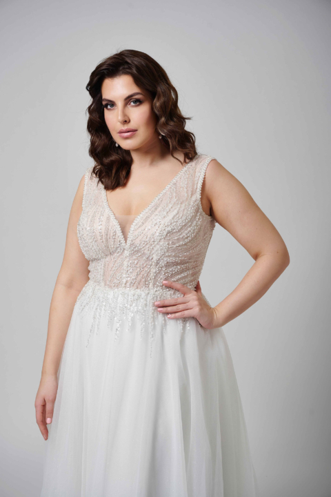 Lovely Plus Size 2024 großen Größen Brautkleid LO 409T 07 Sissi Brautmoden Magdeburg