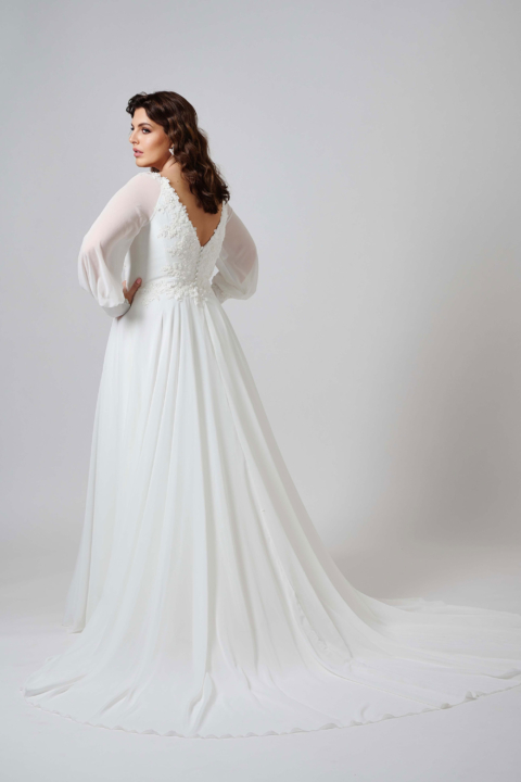 Lovely Plus Size 2024 großen Größen Brautkleid LO 419T 03 Sissi Brautmoden Magdeburg