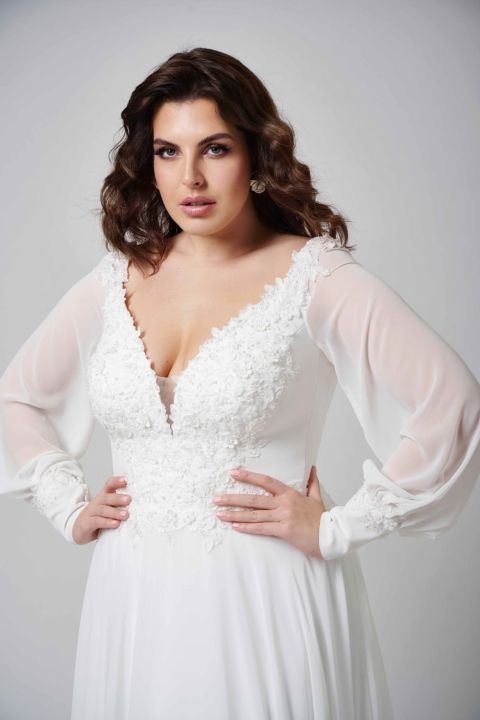 Lovely Plus Size 2024 großen Größen Brautkleid LO 419T 04 Sissi Brautmoden Magdeburg