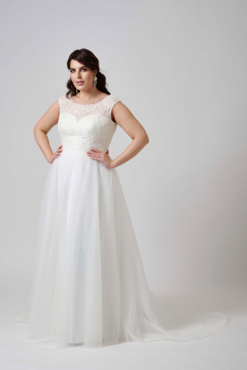 Lovely Plus Size 2024 großen Größen Brautkleid LO 422T 01 Sissi Brautmoden Magdeburg