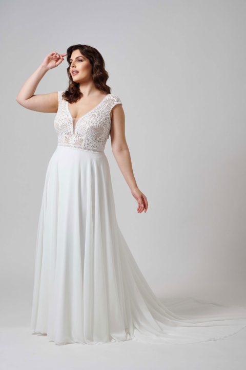 Lovely Plus Size 2024 großen Größen Brautkleid LO 430T 11 Sissi Brautmoden Magdeburg