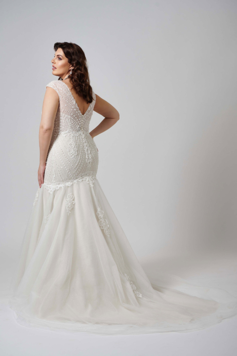 Lovely Plus Size 2024 großen Größen Brautkleid LO 437T 02 Sissi Brautmoden Magdeburg