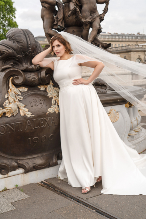 Lovely Plus Size 2024 großen Größen Brautkleid LO 441T 05 Sissi Brautmoden Magdeburg