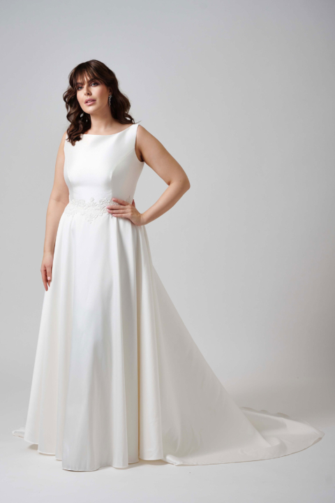 Lovely Plus Size 2024 großen Größen Brautkleid LO 441T 08 Sissi Brautmoden Magdeburg