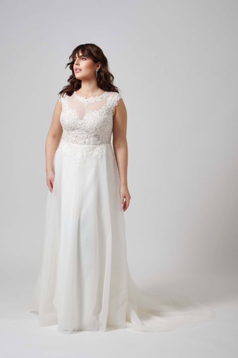 Lovely Plus Size 2024 großen Größen Brautkleid LO 442T 01 Sissi Brautmoden Magdeburg