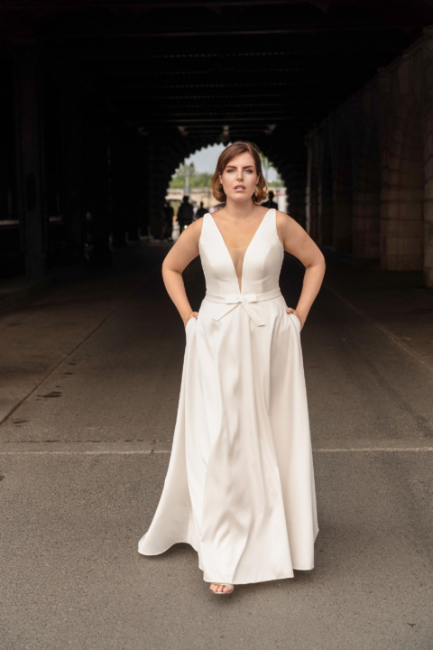 Lovely Plus Size 2024 großen Größen Brautkleid LO 452T 04 Sissi Brautmoden Magdeburg