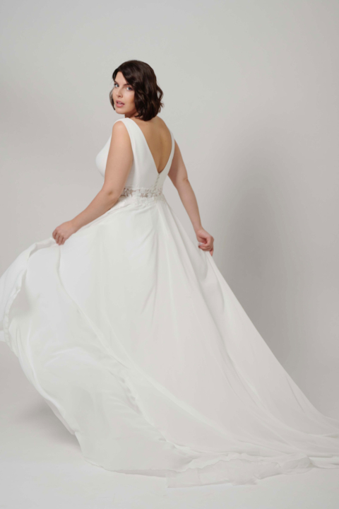 Lovely Plus Size 2024 großen Größen Brautkleid LO 454T 11 Sissi Brautmoden Magdeburg