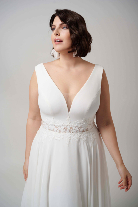 Lovely Plus Size 2024 großen Größen Brautkleid LO 454T 13 Sissi Brautmoden Magdeburg