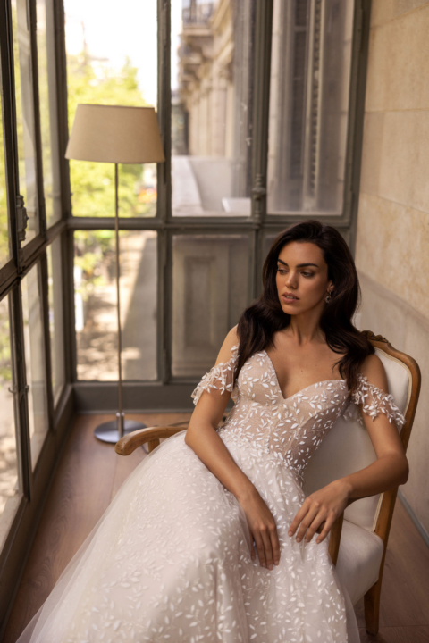 Mode de Pol 2024 Brautkleid E 5401 02 04 Sissi Brautmoden Magdeburg