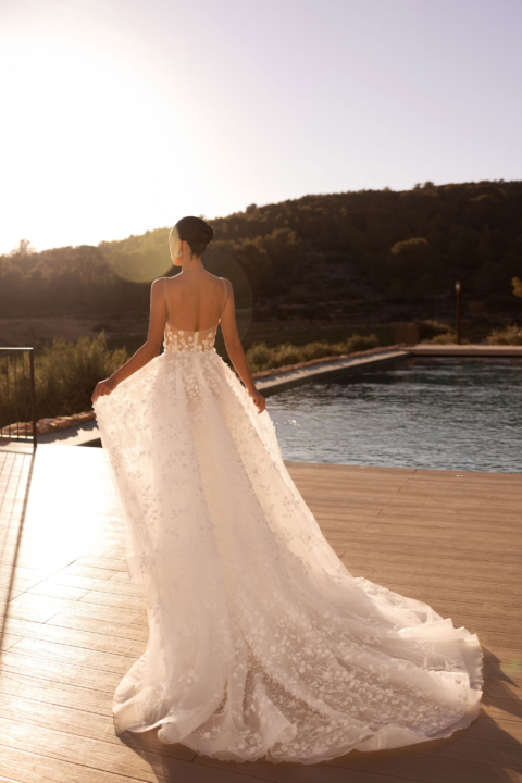 Mode de Pol 2024 Brautkleid E 5519 02 Sissi Brautmoden Magdeburg