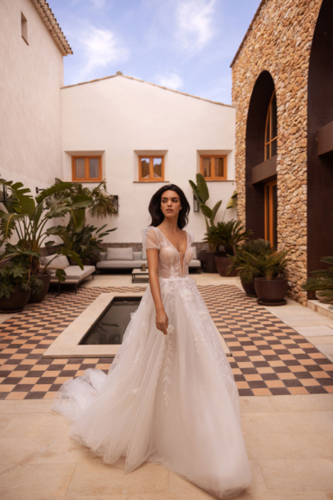 Mode de Pol 2024 Brautkleid E 5525 01 Sissi Brautmoden Magdeburg