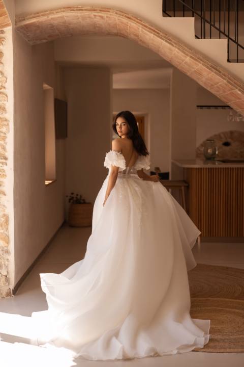 Mode de Pol 2024 Brautkleid E 5528 02 Sissi Brautmoden Magdeburg