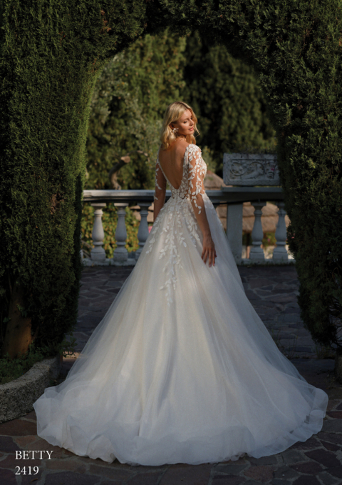 Vanilla Sposa 2024 Brautkleid PRINCESS akt34 Sissi Brautmoden Magdeburg