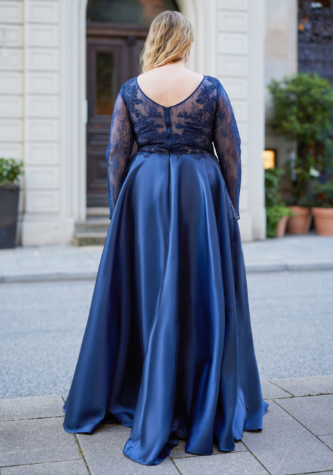 Christian Koehlert 2025 Abendkleid 1X7A2257 Sissi Brautmoden Abendmode Magdeburg